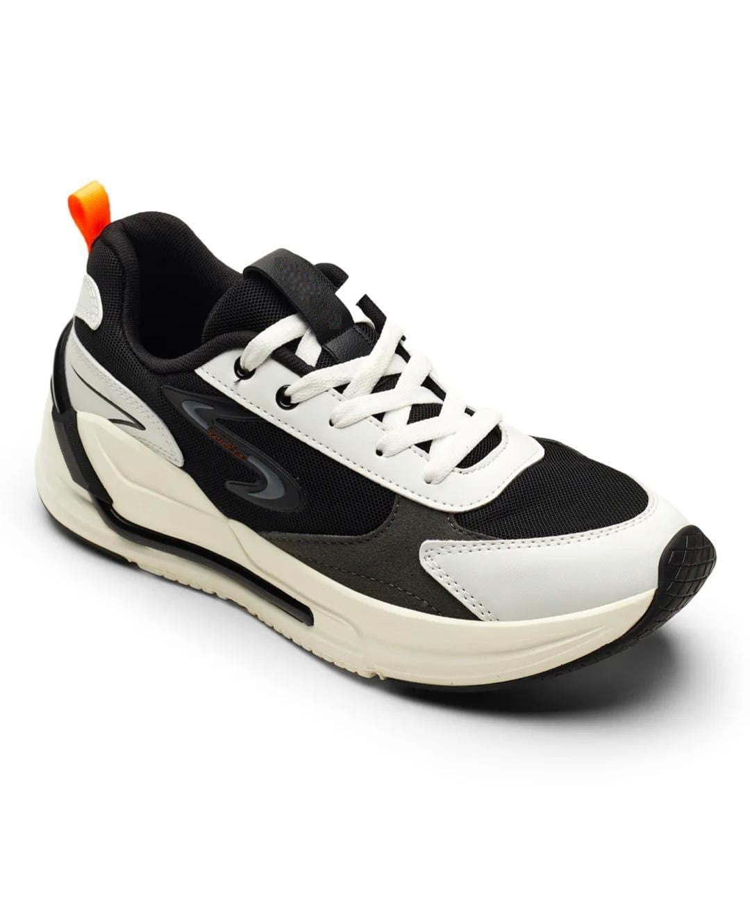 Black Men's Sneakers (SIZE 7K)